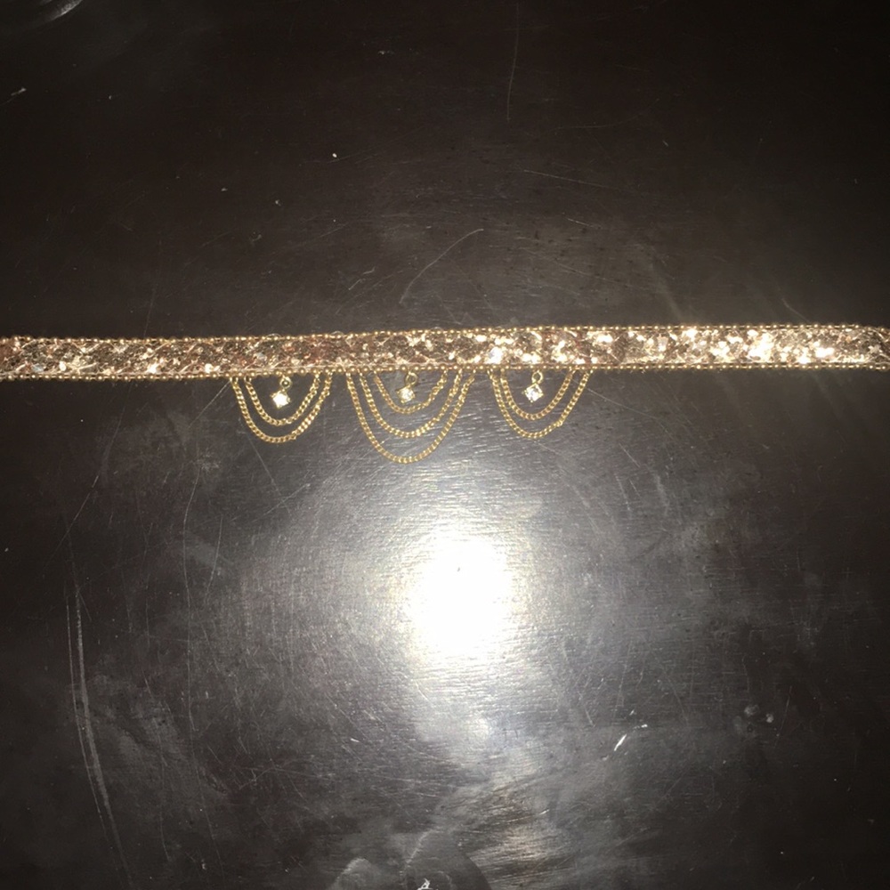 Gold choker